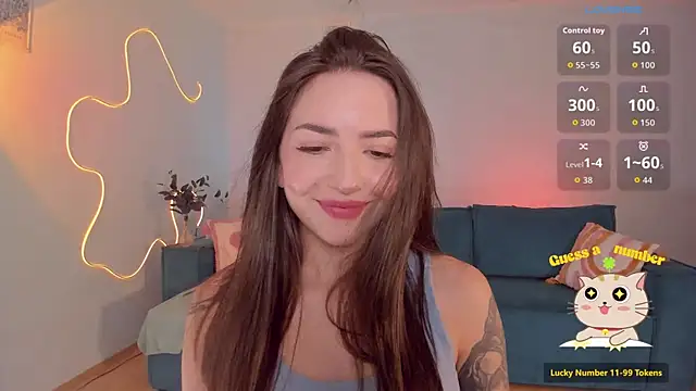 Oh My Dianee online show from 08.03.26