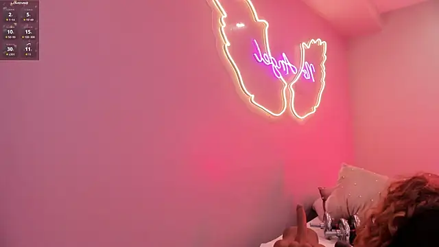 Ninna monroe  online show from 10.07.25