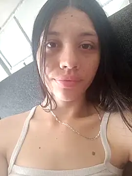 Snapshot of CheryelFox chatting on 03.09.25 CheryelFox online show from 03.09.25