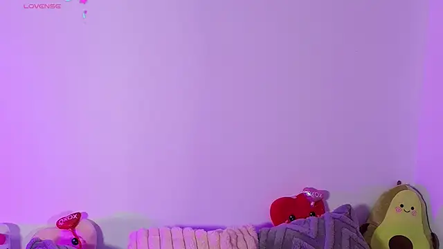 Snapshot of CheryelFox chatting on 10.15.25 CheryelFox online show from 10.15.25