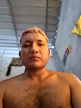 Snapshot of BingedHearts chatting on 02.05.26 BingedHearts online show from 02.05.26