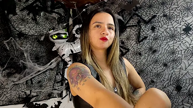 julietta   jackson online show from 10.21.25