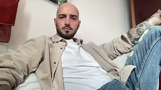 alessandromori91 online show from 03.05.26