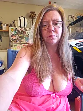 MsShelby40 online show from 09.25.25