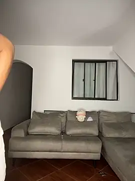 MollySanders    online show from 01.23.25