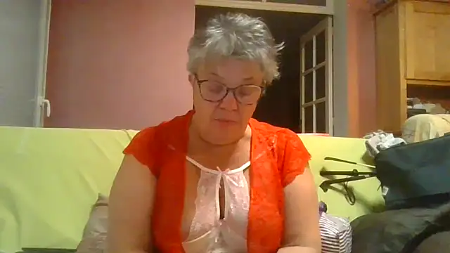 Vandeae44 online show from 09.26.25