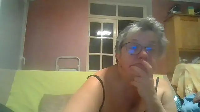 Vandeae44 online show from 01.05.26