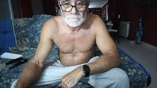 Snapshot of maduroguapo chatting on 07.03.26 maduroguapo online show from 07.03.26