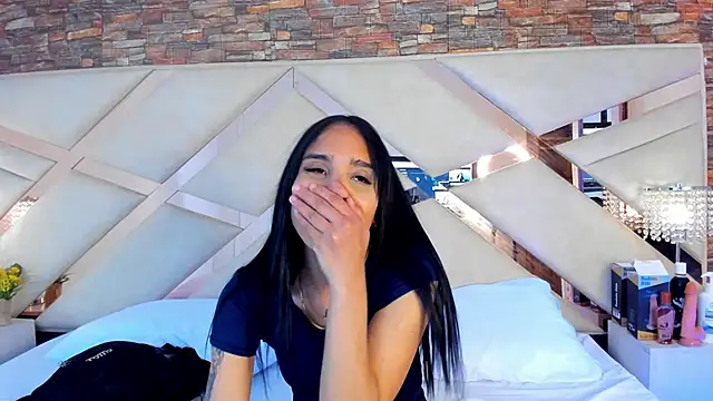 sophie pariss online show from 09.28.25