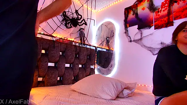 Alex and Fabian online show from 10.21.25