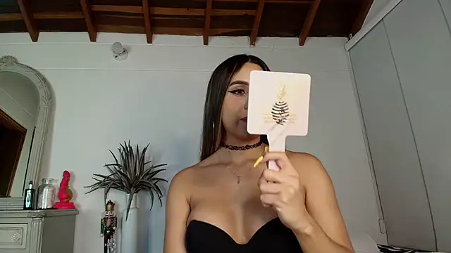 Snapshot of sahara_sweet00 chatting on 01.19.25 sahara sweet00 online show from 01.19.25