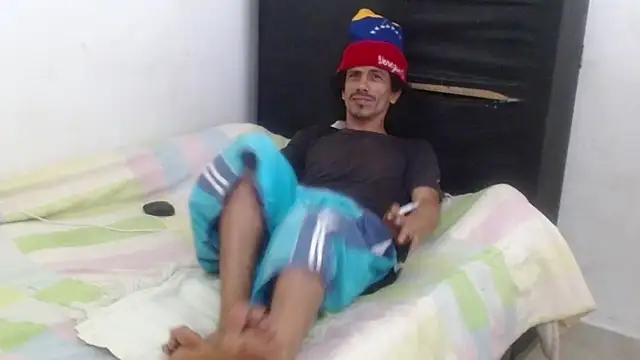 damian bottom bigcock online show from 12.04.24