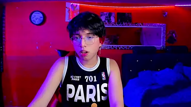 Snapshot of AnggelONfiree chatting on 03.09.25 AnggelONfiree online show from 03.09.25