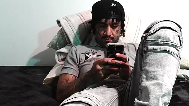 Azazelihornyasf online show from 10.16.25