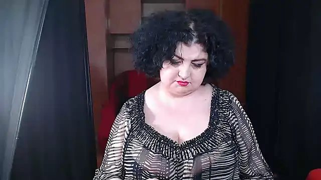  MissJ  online show from 02.07.25