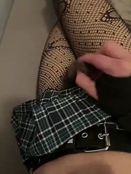 egirl711 online show from 01.21.25