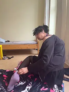 egirl711 online show from 02.09.26