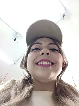 madelaine- online show from 12.19.25