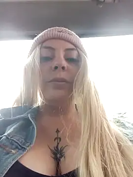 madelaine- online show from 03.18.26