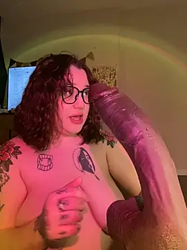 DaisyBooom online show from 02.28.25