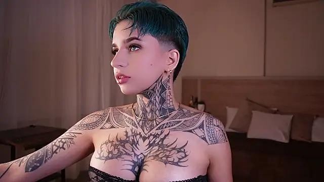 AliceShazaham  online show from 02.02.25