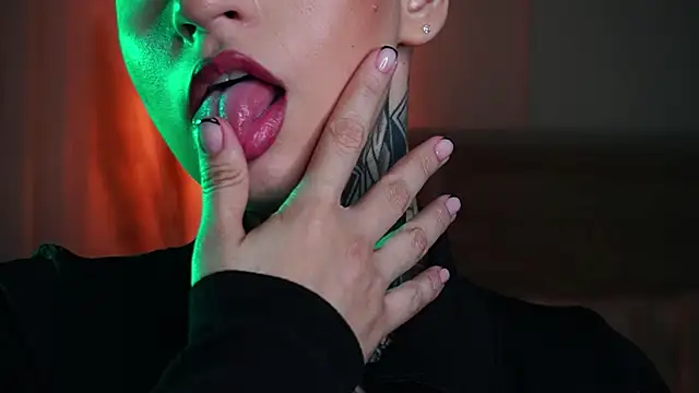 AliceShazaham  online show from 09.16.25