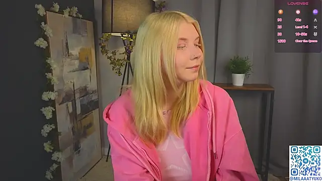 DaisyElmers online show from 01.27.25