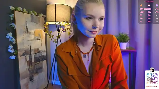 DaisyElmers online show from 02.03.25