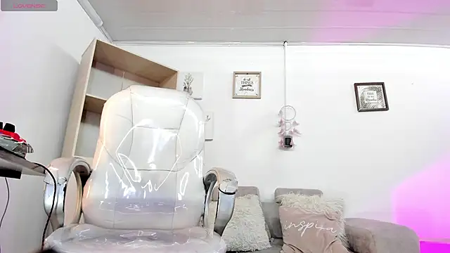 Alexx Scoot online show from 03.11.25