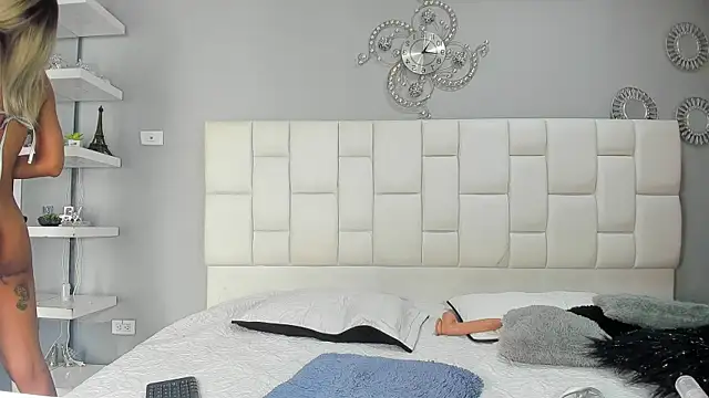 AlessaEcheverri online show from 01.29.25