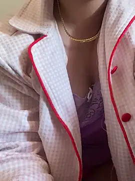 Snapshot of Maha_Ms chatting on 02.11.25 Maha Ms online show from 02.11.25