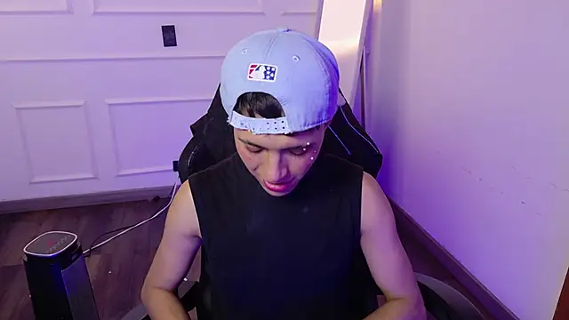 Justyn Ross online show from 10.06.25