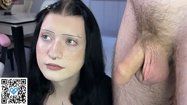 Snapshot of Vailyreb_ chatting on 02.22.26 Vailyreb online show from 02.22.26