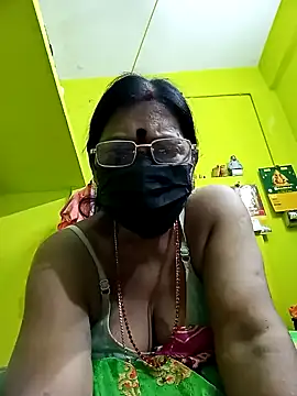 Snapshot of Tamil_yamuna_hindi chatting on 01.11.25 Tamil yamuna hindi online show from 01.11.25