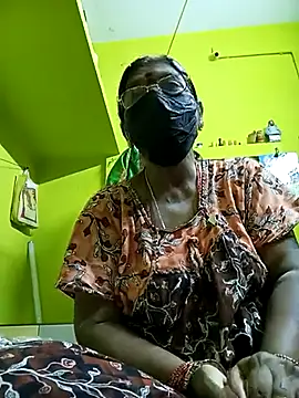 Snapshot of Tamil_yamuna_hindi chatting on 03.11.25 Tamil yamuna hindi online show from 03.11.25