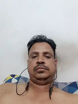 Raj1043 online show from 02.13.25