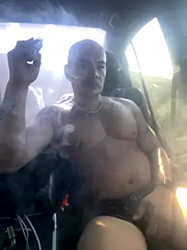 EatMyCake831 online show from 11.26.25