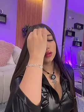 Aixaa charles online show from 03.31.26