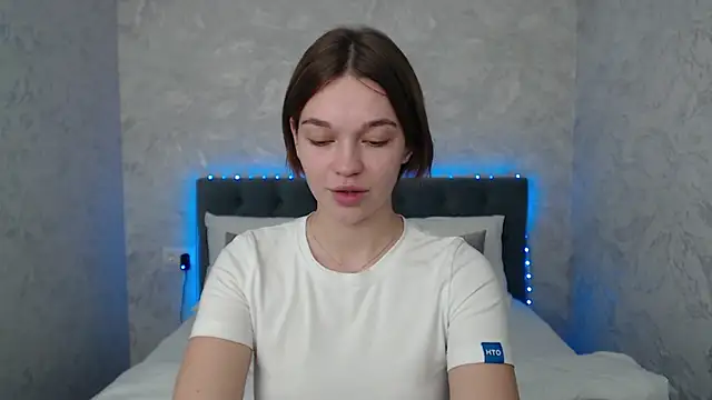 Snapshot of DanaLoved chatting on 03.12.25 DanaLoved online show from 03.12.25