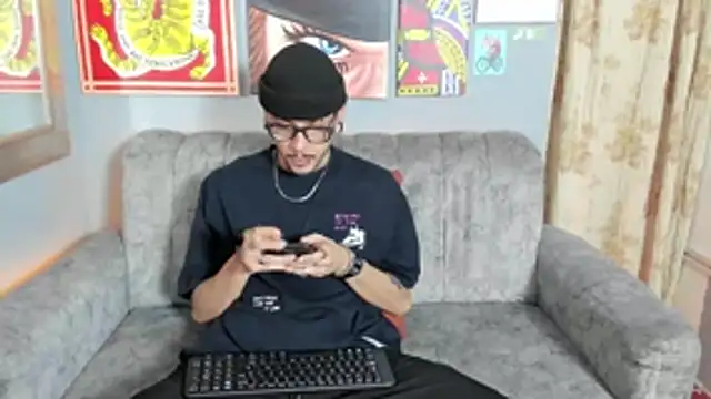 MurdockH online show from 10.20.25