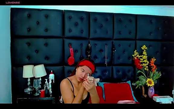 Isalombardi online show from 05.12.26