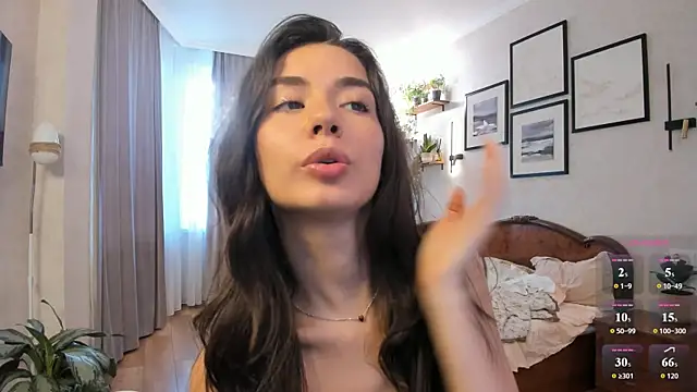 Snapshot of NicoleLuv chatting on 06.30.26 NicoleLuv online show from 06.30.26