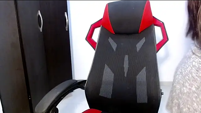 Snapshot of meghan2 chatting on 03.07.25 meghan2 online show from 03.07.25