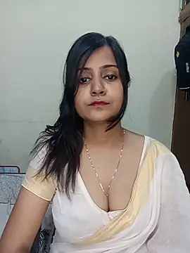 Snapshot of Miss-Riyasingh chatting on 05.24.26 Miss-Riyasingh online show from 05.24.26