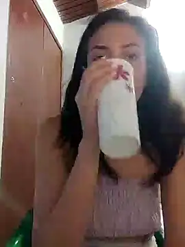 aurelialux online show from 02.08.25