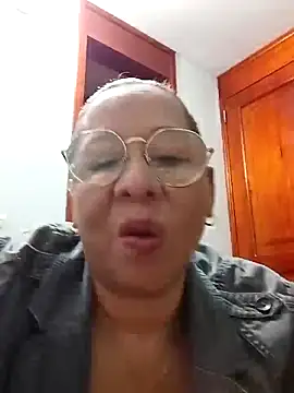 Snapshot of MATTHEW_MRANDA chatting on 03.09.25 MATTHEW MRANDA online show from 03.09.25