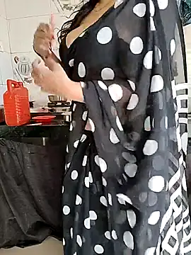 Snapshot of kaamuk_shweta chatting on 03.14.26 kaamuk shweta online show from 03.14.26