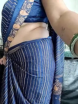 Snapshot of kaamuk_shweta chatting on 03.17.26 kaamuk shweta online show from 03.17.26