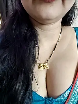 Snapshot of kaamuk_shweta chatting on 03.28.26 kaamuk shweta online show from 03.28.26