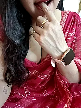 Snapshot of kaamuk_shweta chatting on 04.08.26 kaamuk shweta online show from 04.08.26